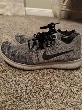 Nike Free FlyKnit Running Shoes - Black & Gray